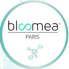 Bloomea estompe les vergetures, les séquelles d’acné, lisse votre peau et unifie son teint