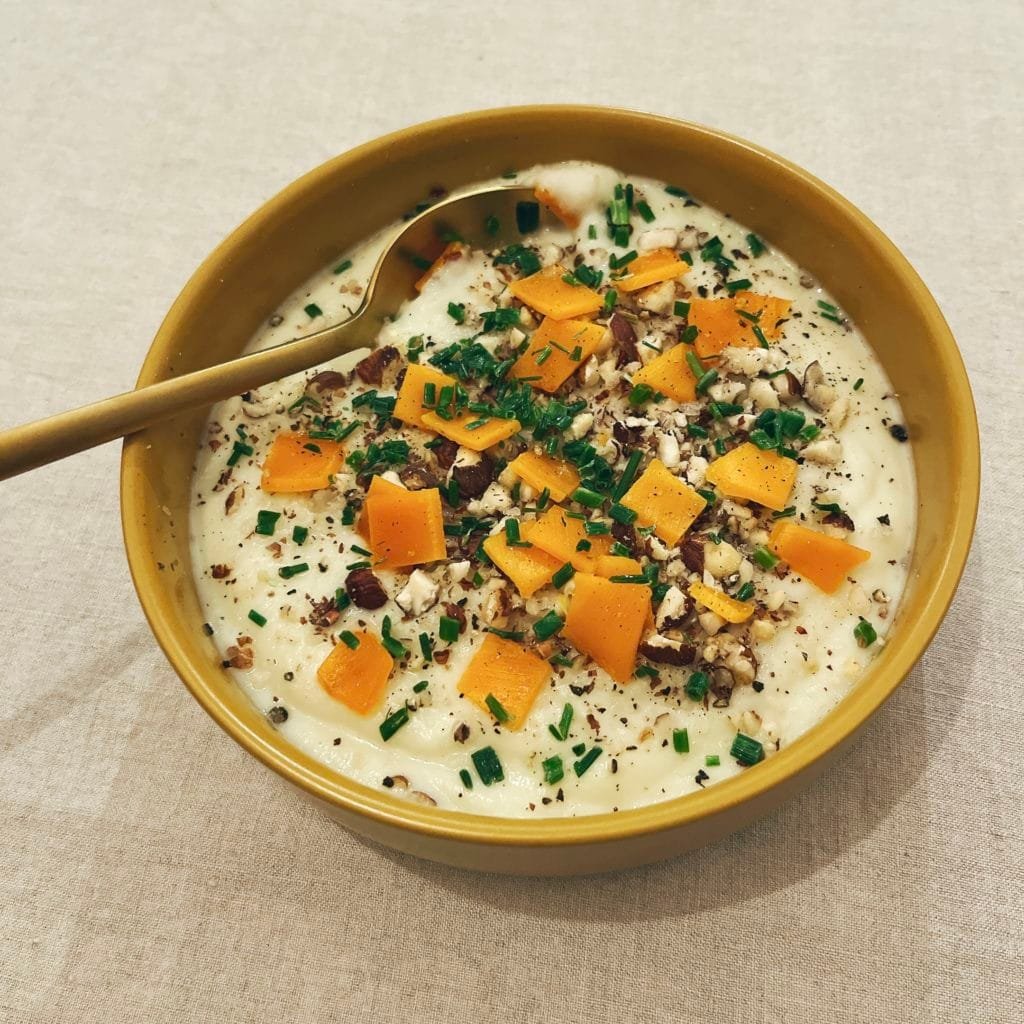 Velouté de panais et chou-fleur à la mimolette